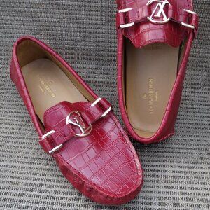 NEW Louis Vuitton Leather Women’s Drivers Moccasins Loafers Sz 40/ US 9.5, croc